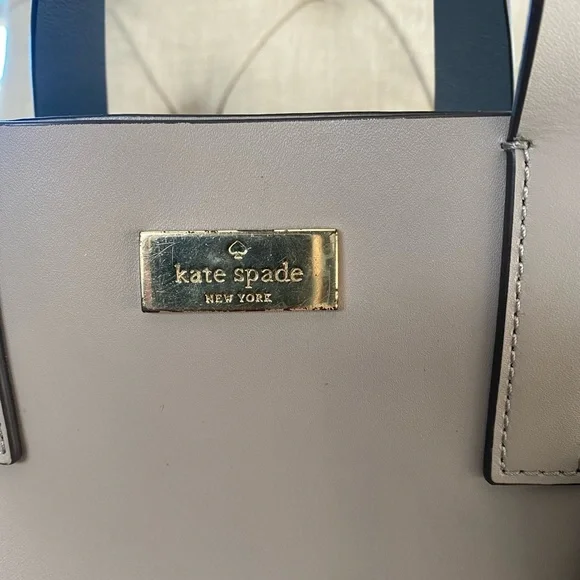 Kate Spade Tote - Picture 3 of 5